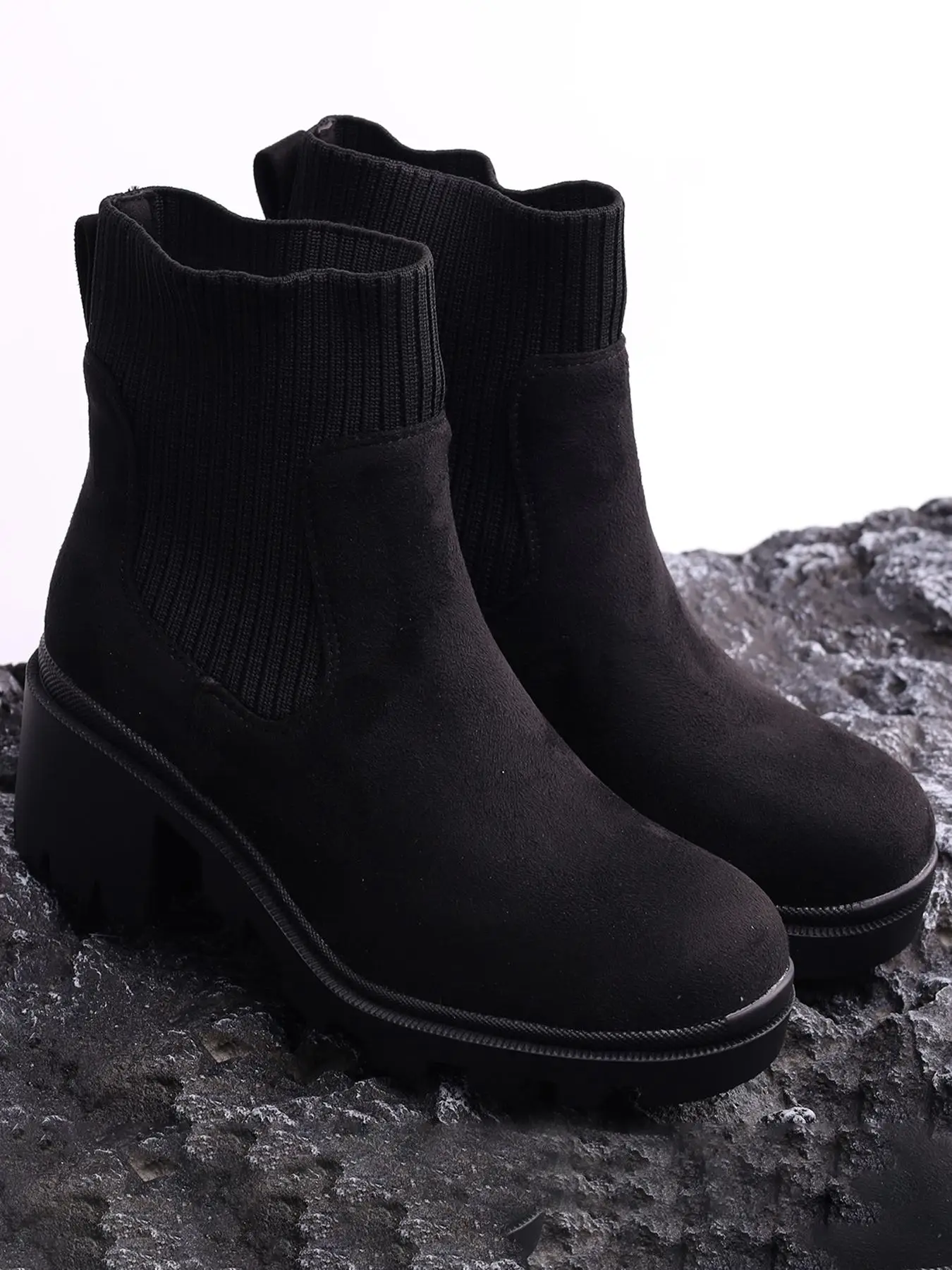 Women's Holiday Gift Solid Color Thick Warm Walking Shoes, Casual Comfortable Sports Boots for Daily Wear, Female All-match Round Toe Shoes for Daily