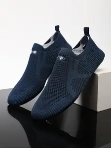 Men's Solid Color Breathable Outdoor Walking Shoes, Lightweight Non-slip Sneakers, Casual Comfortable Sports Shoes for Daily Wear