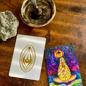 Beauty and the Soul Oracle Deck - Includes White and Colorful Cards with Unique Designs and Meditative Themes