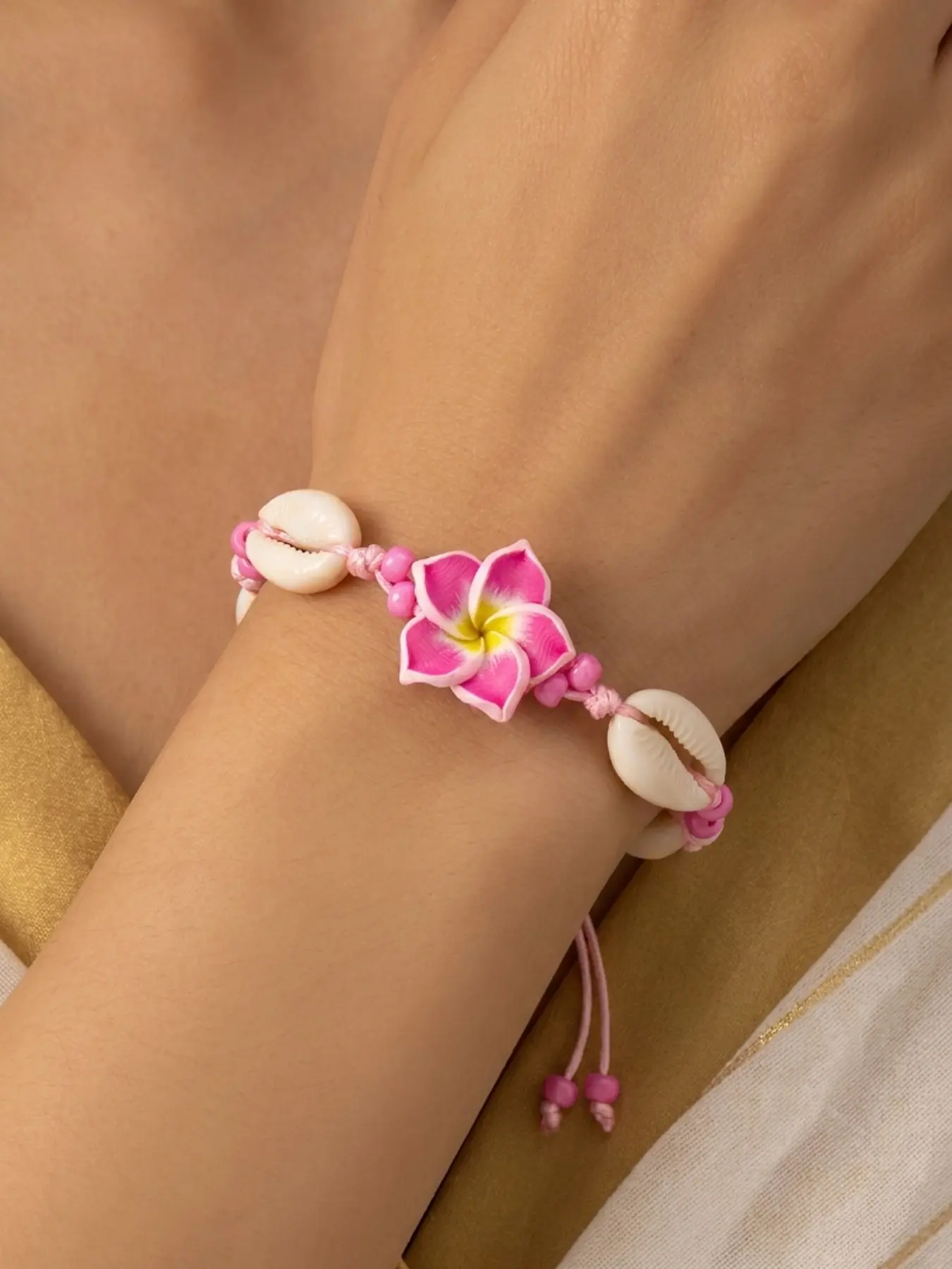 Hawaiian Tropical Bohemian Handmade Bracelet, Soft Clay Flower Shell Beads Woven Wristband, Relaxing Atmosphere Jewelry, Summer Vacation Accessory, Flower Design Bracelet