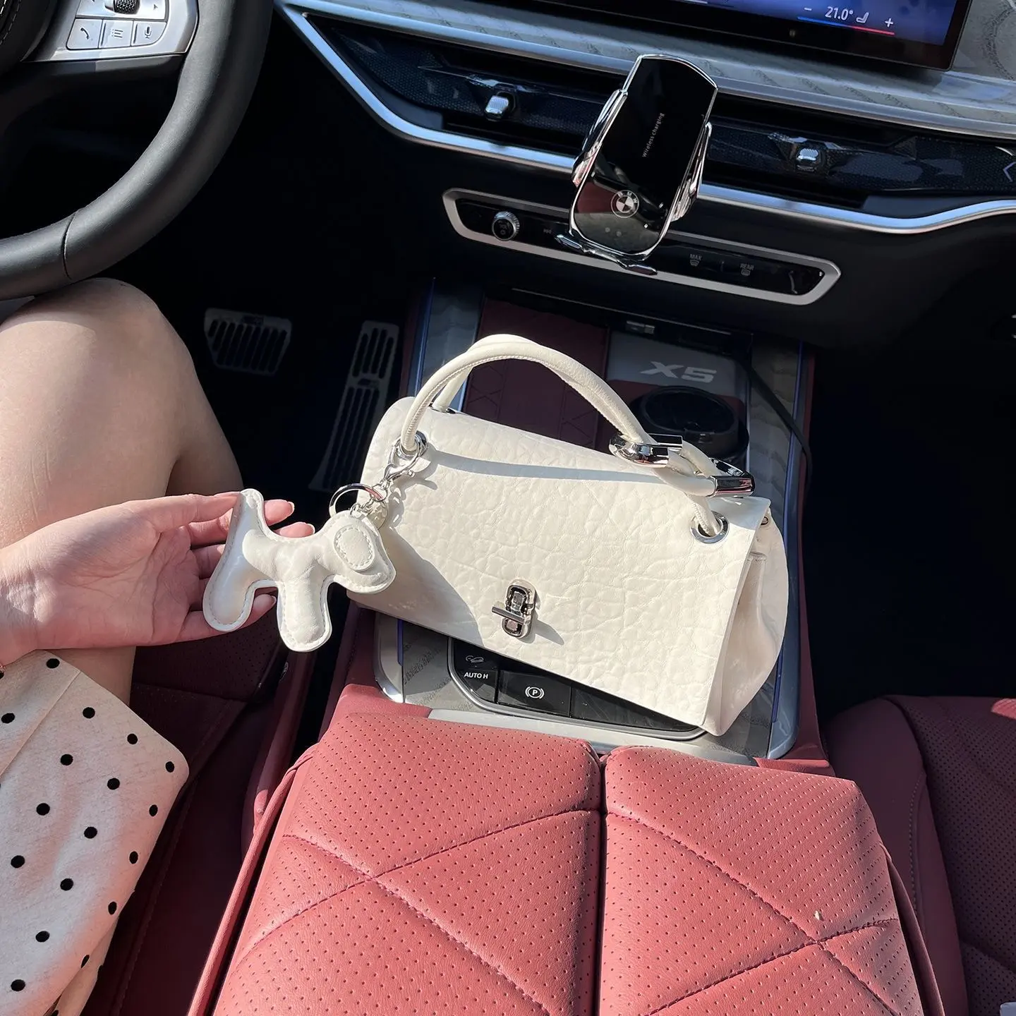 2026 New Minimalist Textured Baguette Bag, Elegant Small Hand Bag for Women