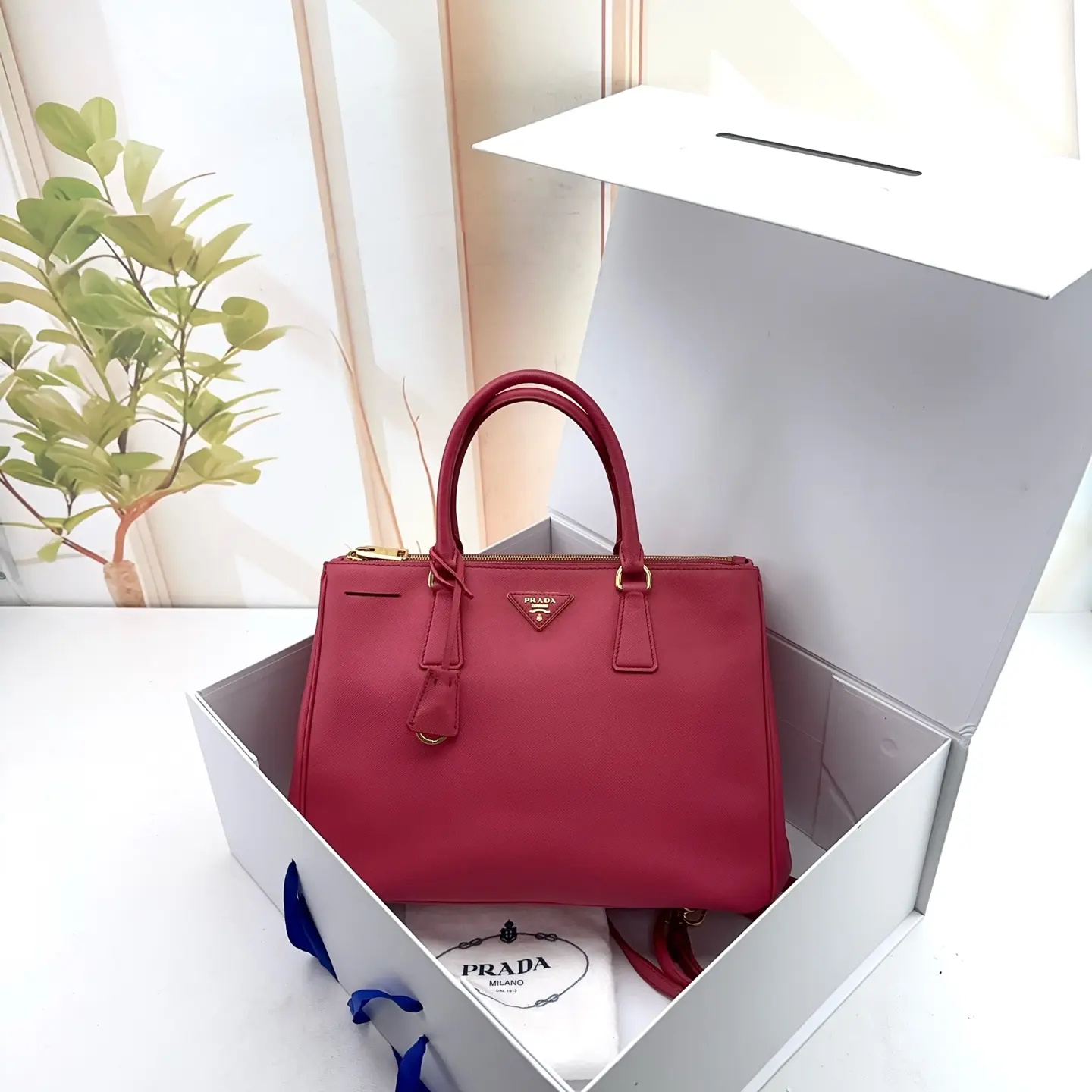 Pre-owned PRADA Red Saffiano Leather Double Zip Top Handle Satchel 0803 raye 21960675