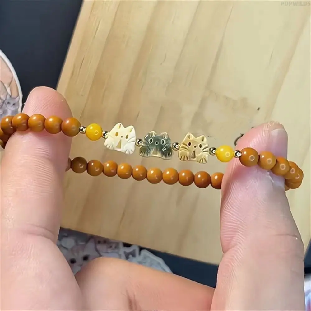Women's 3-Tone Cute Cat Bead Bracelet - Handmade Chinese Zen-Inspired Costume Jewelry, Fashionable Accessory with Surprise Element, Unique New Chinese Fashion Gift for Women, Animal, Arm Candy Accessories, Bracelet Stacking, Female, Beaded