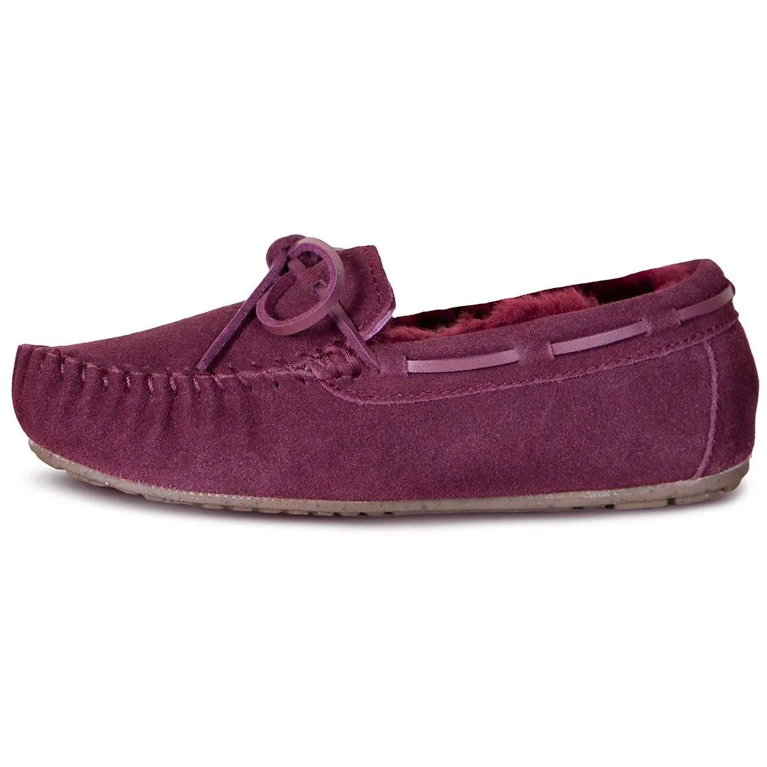 Cloud Nine Sheepskin Women's Sheepskin Moccasin2