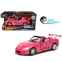 Suki’s 2001 Honda S2000 Pink
