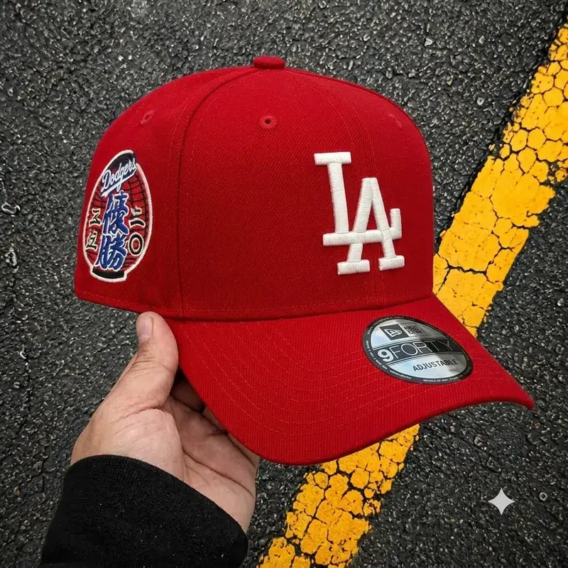 Red New Era Los Angeles Dodgers LA 9FORTY A-Frame Adjustable Cap MLB Baseball Hat Red White Japan Side Patch Curved Brim Team Logo Dad Hat Sports Streetwear Hip Hop Unisex Casual Collector Limited Edition Fan Gift