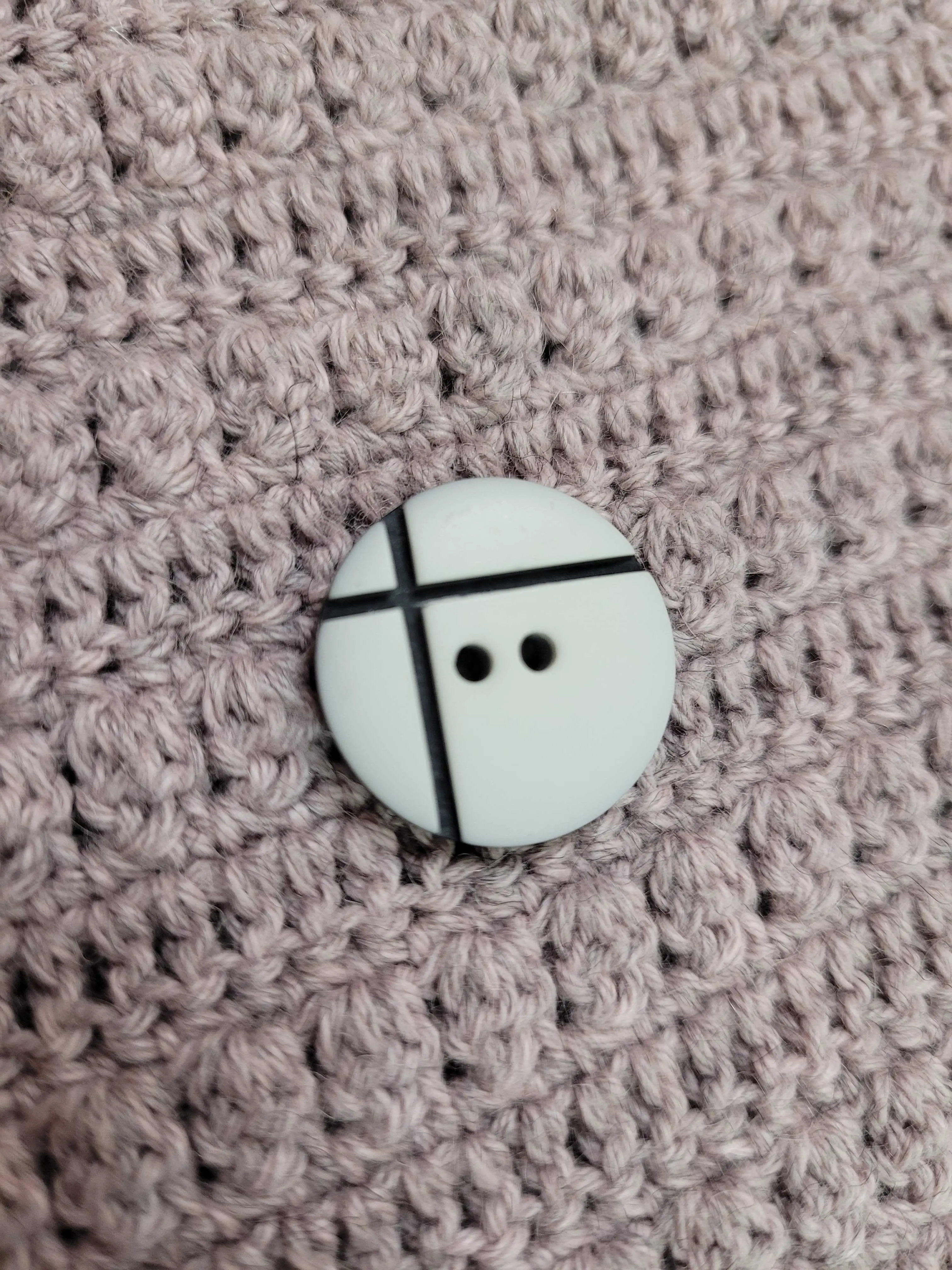 Round Plastic Buttons by Skacel
