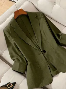 A women's solid color lapel single-breasted single-button mid-length sleeve double-pocket stylish Fitted blazer, suitable for spring and summer, appropriate for the workplace and daily wear.
