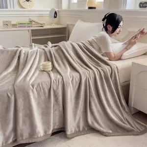 Solid Color Fleece Blanket High-Weight Thick Soft Plush Blanket for Office Napping Multi-Function Warm Cover for Bed Sofa and Lounge, Healthy and Skin-Friendly