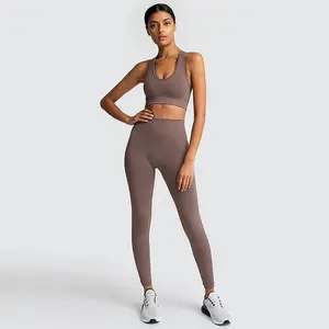 Women’s Yoga and Fitness Outfit Set – Stylish Gym Wear Activewear