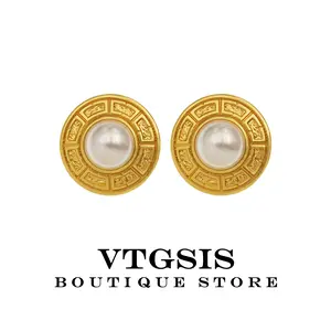 Imitation pearl earrings, gold loop - shaped lattice earrings, fashionable and versatile accessories for women, simple and elegant jewelry 22505-1