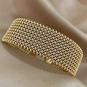 Ladies' textured embossed titanium steel bracelet, plated with 18K gold