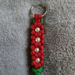 Red paracord flowers keychain