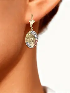 A Pair of New St. Mary's Earrings, Bringing Good Luck, Suitable for Both Formal Occasions and Daily Wear, Perfect for Gifting