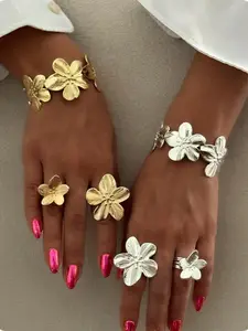 Flower Design Cuff Ring & Open Bangle, Elegant Jewelry Set for Women, Fashion Jewelry for Party, Daily Clothing Decor, Trendy Exquisite Jewelry for Birthday Gift, Fashionable Jewelry Set