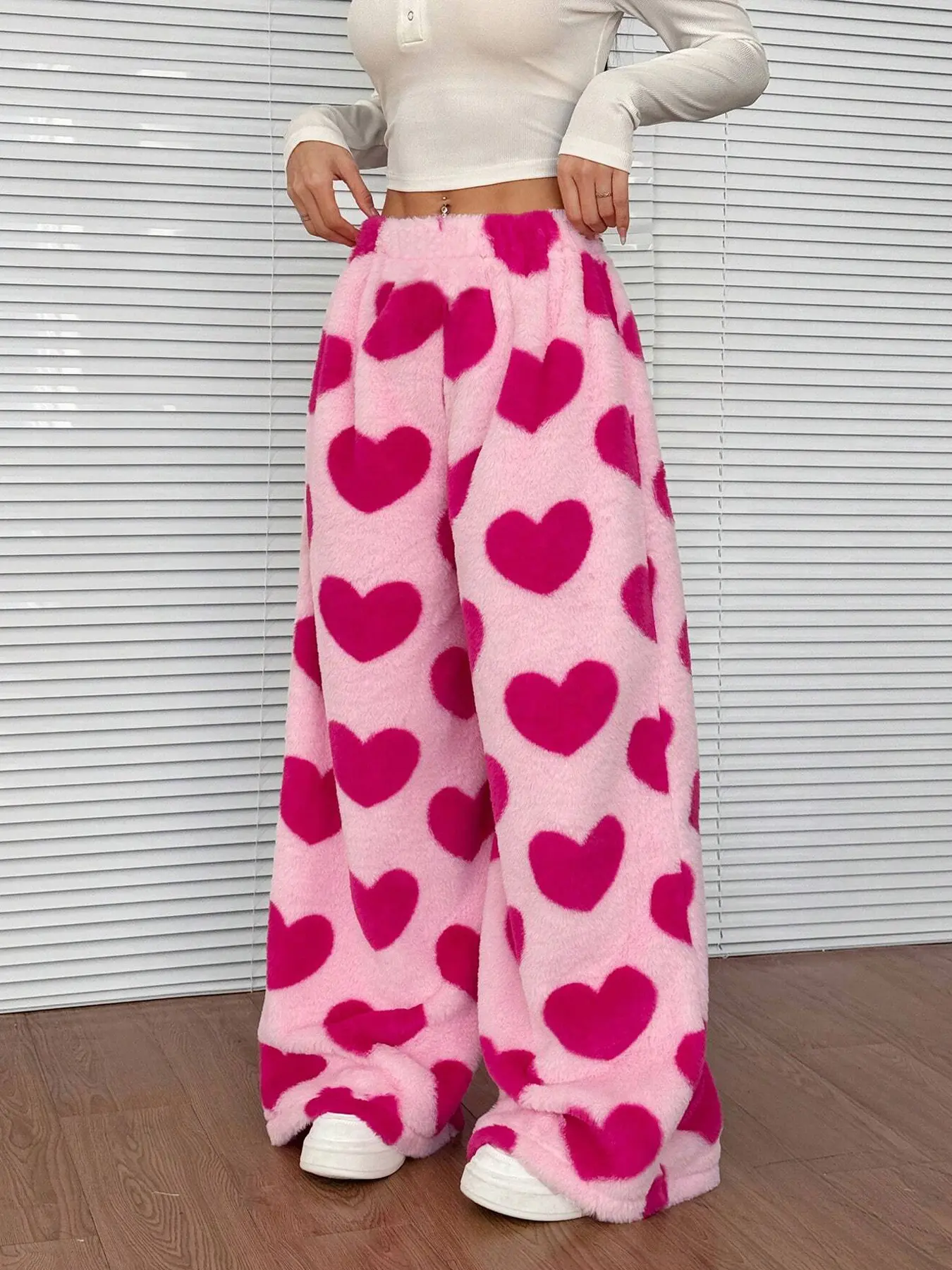 Women's Leopard Flannel Thick Wide Leg Loose Pants, Heart Print, Elastic Waistband Design, Comfortable Warm Autumn Winter Casual Wear, Elegant Daily Everyday