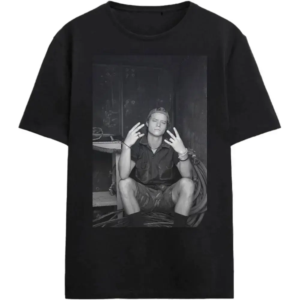 Outer Banks JJ Maybank Photo - Adult short-sleeve T-shirt, crew neck, black
