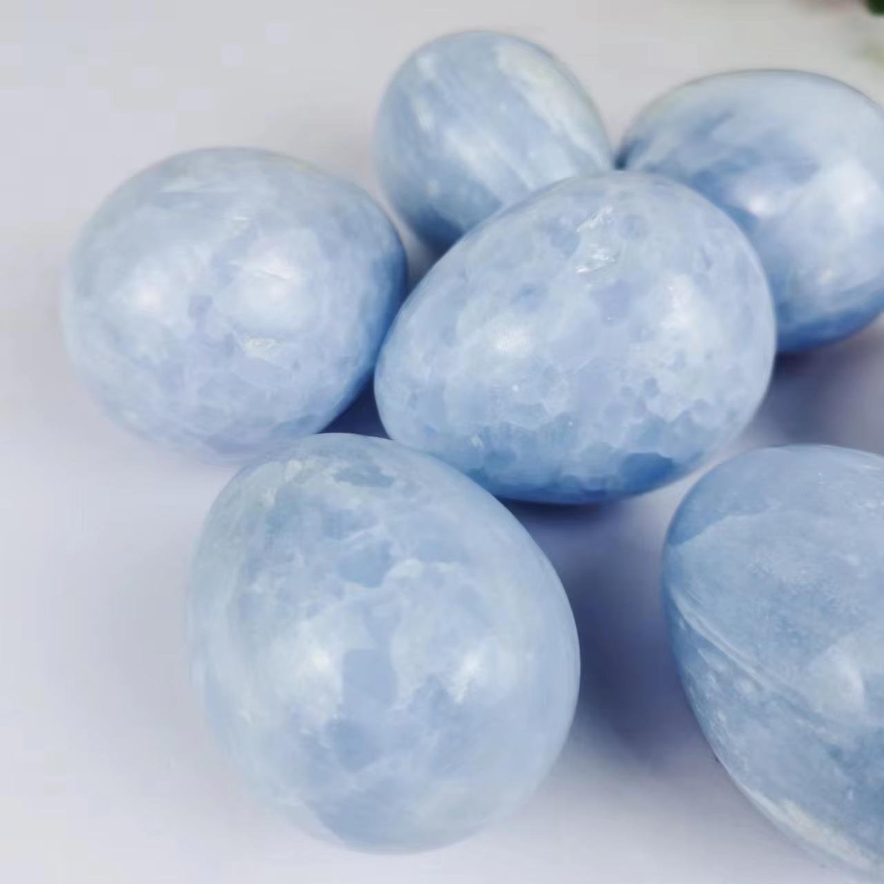 Geodora Bohemian Style Blue Crystal Egg with Natural Inclusions - Egg Shape Home Decor Statue with Versatile Appeal, Random Design Holiday Gift for Crystal Enthusiasts