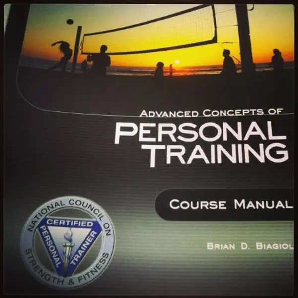 USED Book - Advanced Concepts Personal Training Course Manual + CD ROM Included (Advanced Concepts Personal Training Course Manual) by Brian D. Biagiol (Paperback) - english