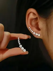 Sweet and elegant starry sky diamond stud earrings, high-end eco-friendly earrings, a perfect gift for your girlfriend.