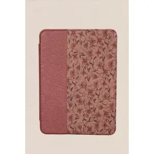 Cottage Lily Kindle Case