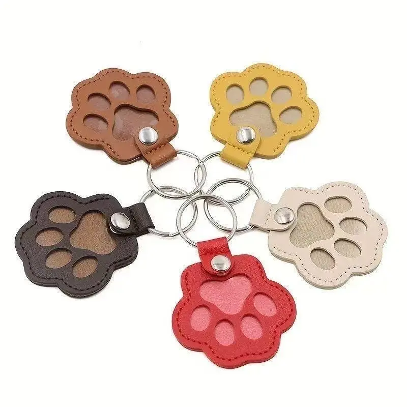Paw-Shaped Plastic Universal Fur Collector Charm - Dog & Cat Accessory, Pet Memorial Gift, All Seasons Memory Charm with No Redundant Design, Versatile Keychain or Necklace Decoration, Collecting