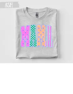 Retro Floral MAMA GILDAN Spring Graphic T-shirt BLC