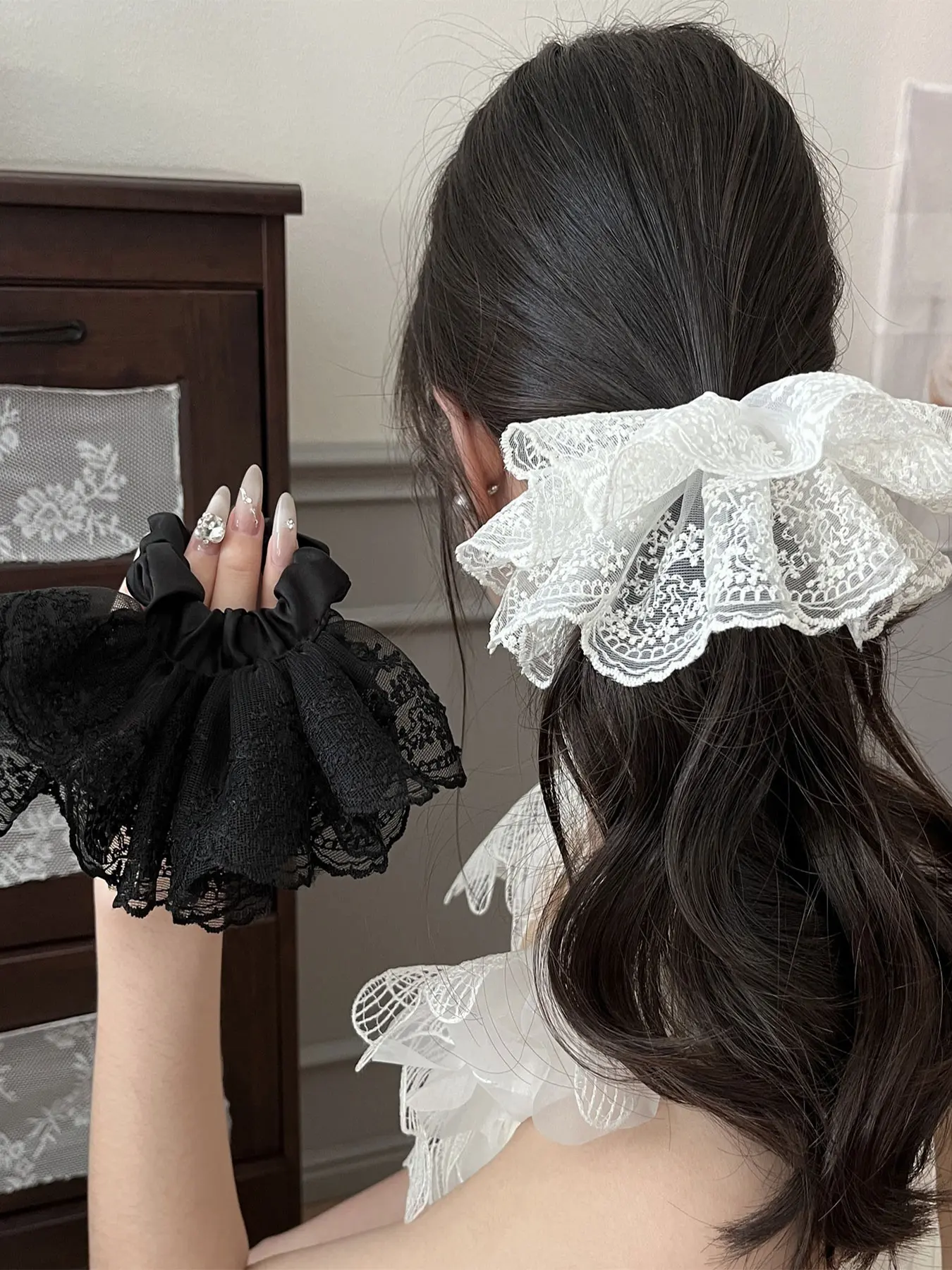 2 Pcs Elegant French Lace Mesh Skirt Hair Ties for Women, Chic Poof Bun Holders with Graceful Style, Quality Women's Hair Accessories, Fashionable Hair Accessories, Elastic Hair Accessory, Updo Hair Accessories