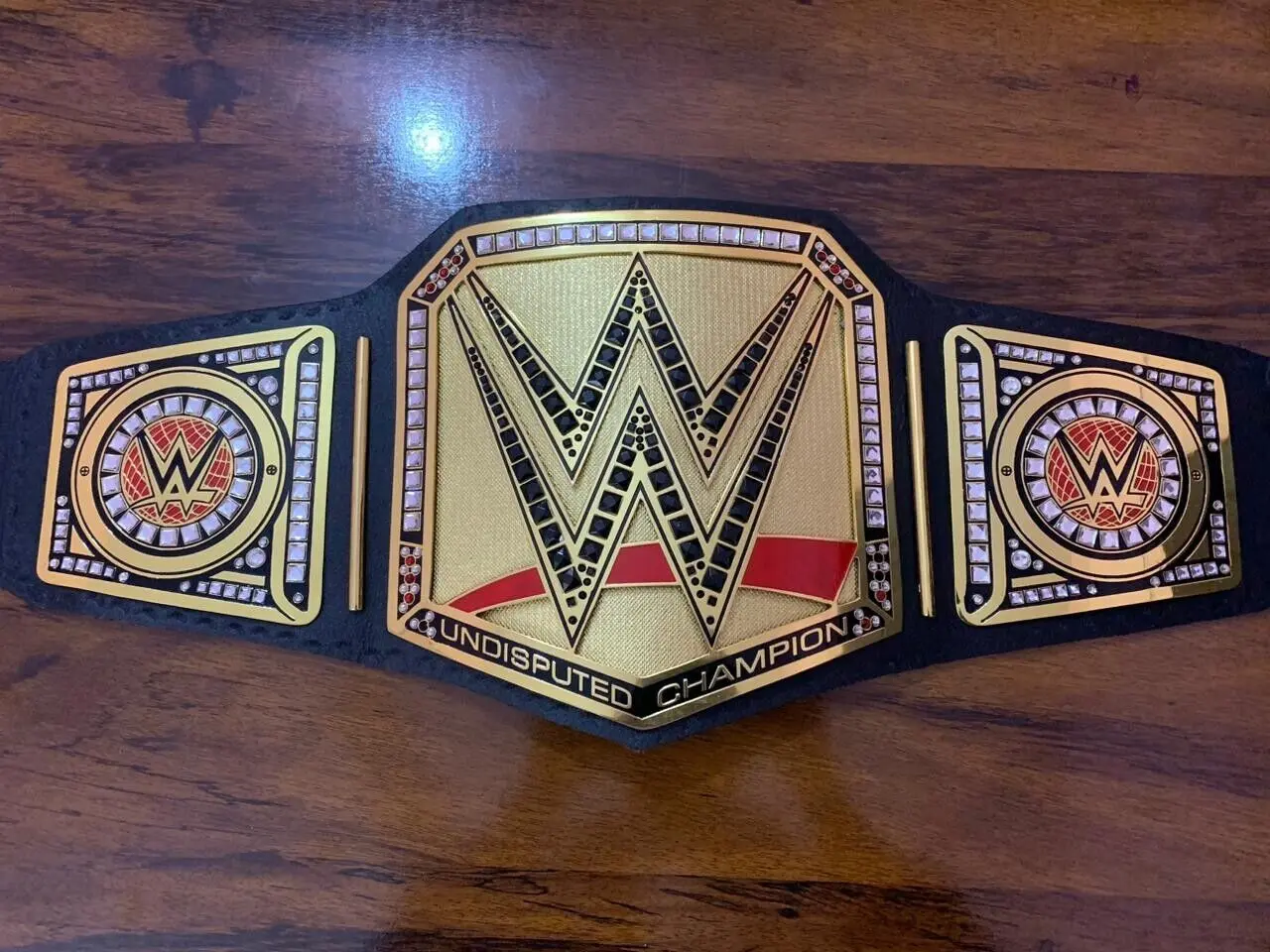 NEW UNDISPUTED CHAMPIONSHIP UNIVERSAL REPLICA BELT 2MM BRASS ADULT SIZE LeatherNEW UNDISPUTED CHAMPIONSHIP UNIVERSAL REPLICA BELT 2MM BRASS ADULT SIZE Leather