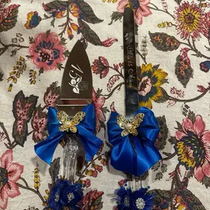 Cake spatula and knife set