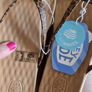 HEYDUDE Maui Breeze Flip - Comfortable Sandals for Women