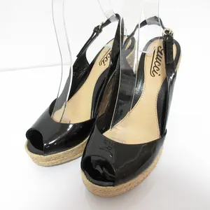 Pre-owned GUCCI Patent Leather Small Leather Goods Wedge Sandals