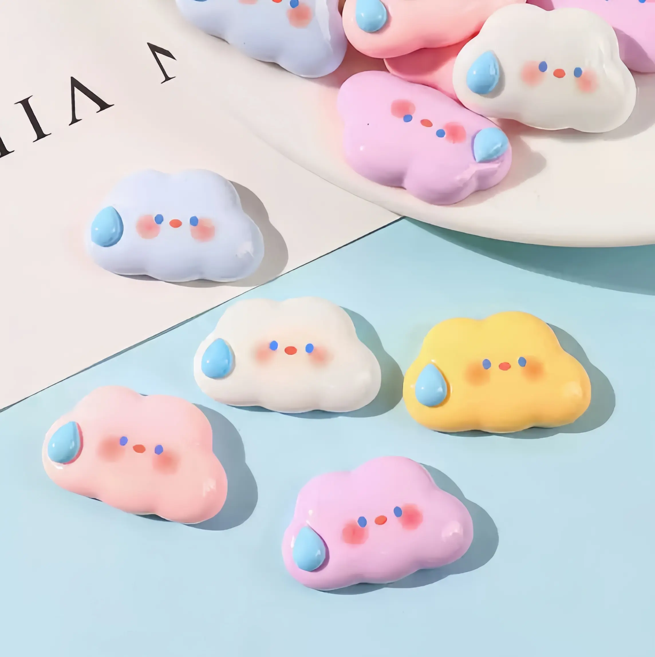 Kawaii Resin Cloud Charms, 5-Color Cabochons for DIY Jewelry Making, Slime & Craft Projects for Beginners, Charms Making, Diy Crafts, Cute Clouds, 5 Vibrant Colors, Kawaii Look