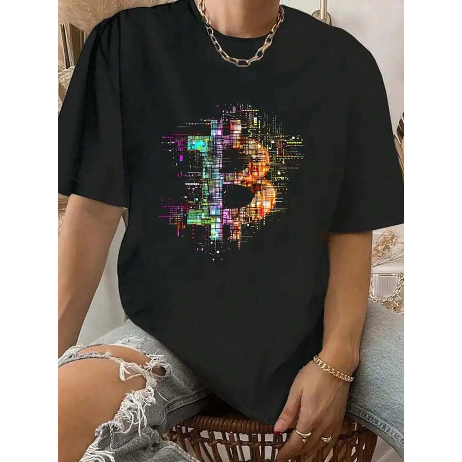 Women's Casual Round Neck Short-Sleeve Loose Bitcoin Logo T-Shirt - Minimalist Design, Dry Clean Suitable, Tops for Cryptocurrency Traders, Shortsleeve, Digital Print, Dry Clean Safe, Tshirt, Lady, Loose-Fit, 100% Cotton, All Seasons, Crew Neck, Basic, Bi