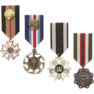 4PCS Military Medal Brooch Pins, Retro Vintage Crown Metal Fake Metal Geometric Brooch for Men Badge, Soldier Patriot US Officer Army Uniform Costume Ribbons Epaulets Coat Jacket