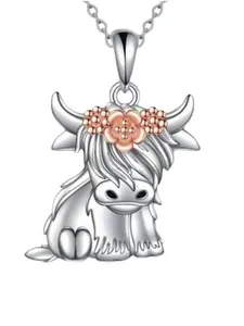 Highland Cow Jewelry Silver Color Pendant Necklace, Scottish Highland Cow Cute Animal Charm, Gift for Mom Birthday Mother's Day