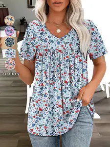 Fashionable Plus Size Floral V-Neck Short Sleeve T-Shirt, Casual Loose Fit Pleated Top, Women's Stylish Everyday Wear, Womenswear