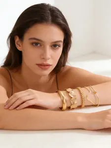 Viral TikTok Gold Bracelet Stack Set | 5 Pcs Minimalist Stackable Gold Bangles for Women Trendy 2026 Aesthetic Jewelry Gift