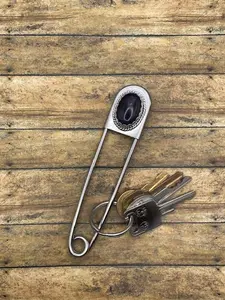 Kaylee-Jumbo Safety Pin Keychain with Amethyst