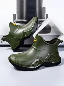 The new model is suitable for outdoor work and fishing, featuring a stylish layered design, unisex, made for Valentine's Day, anti-slip, comfortable, Slip resistant boots, lightweight short rain boots