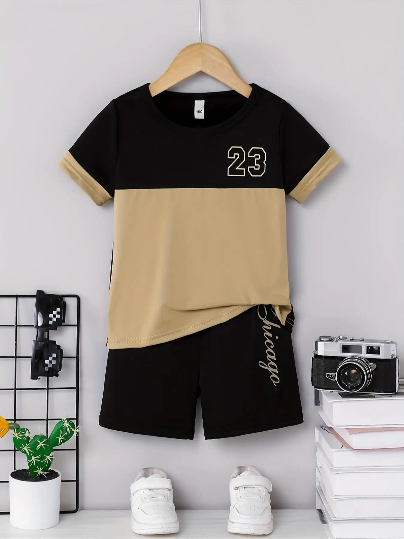 Two-Piece Set Boy's Letter & Number Print Set, Casual Comfy Short Sleeve T-shirt & Elastic Waist Shorts, Summer Clothes for Kids, Clothing