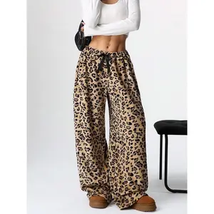 Women’s leopard print wide-leg pants, casual comfortable trousers for daily wear, ladies cheetah print wide-leg bottoms for all seasons