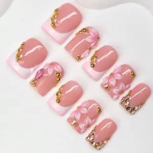10pcs Handmade Square Nail Tips With French Edge, Carving, Beads, Flower Design Nails, Rhinestones Elements, Rhinestone Detailing, Y2K Baddie Style, Nude & Pink Color, Suitable For Party, Wedding, Gift For Women & Girls Handmade Press On Nails