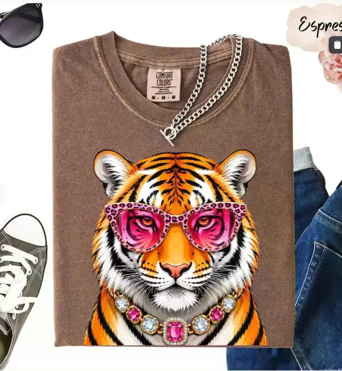 Comfort Colors Sparkly Tiger T-Shirt, Boujee Leopard Print Graphic Tee, Easy Tiger Animal Shirt, Y2K Coquette Gift for Animal Lovers