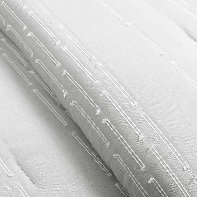 Lush Decor Clipped Stripe Jacquard 3 Piece Comforter Set - Full/Queen&King/Cal King  Sizes, Reversible Design, 100% Polyester, Modern Farmhouse & Scandinavian Style