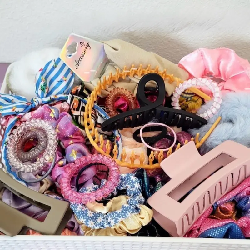 HAIR ACCESSORIES