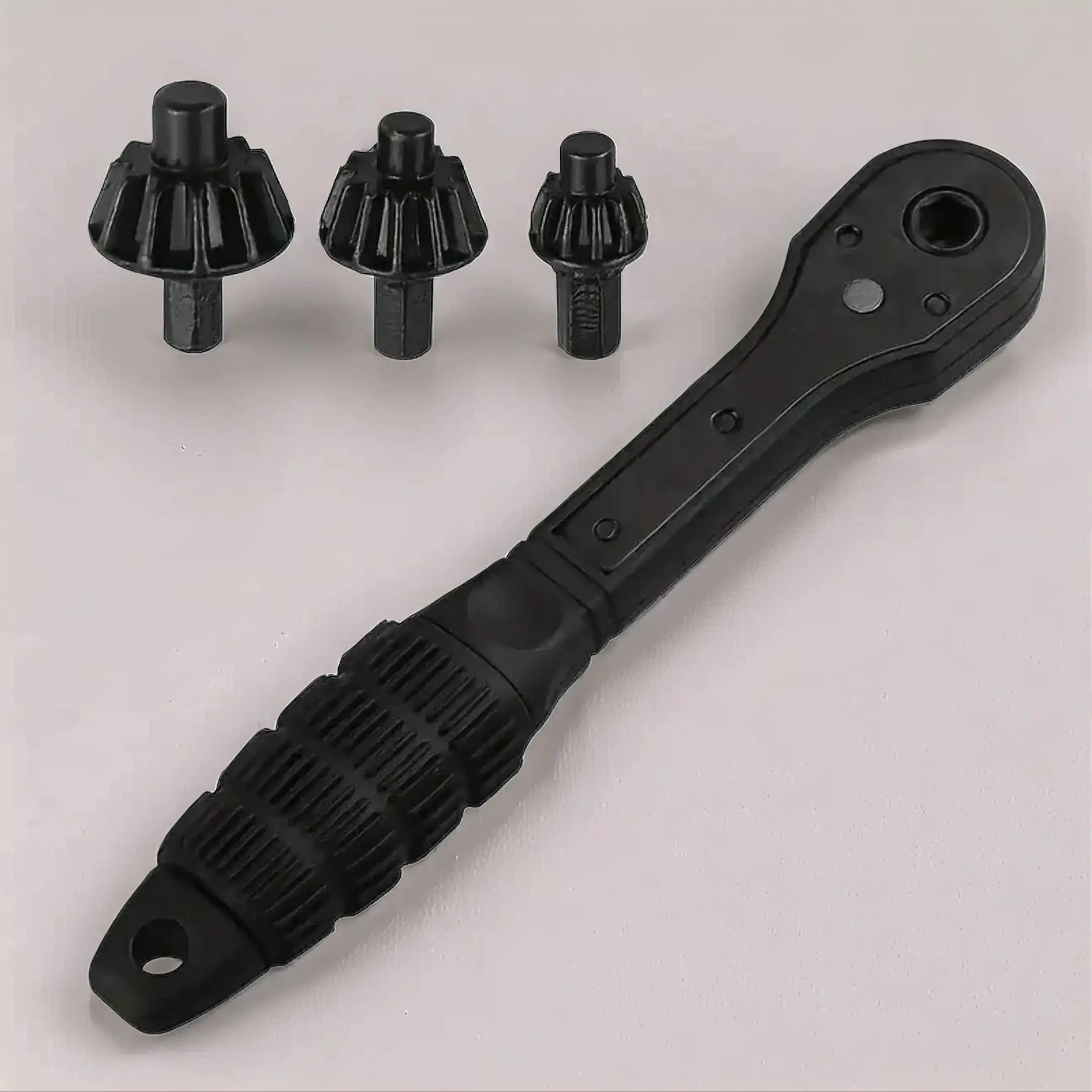 Iron Drill Wrench, 4 Counts/set Including 1 Count Wrench & 3 Counts Drill Bit, Fast Gear with 3 Gears, Forward and Reverse Rotation, Anti-skid Handle