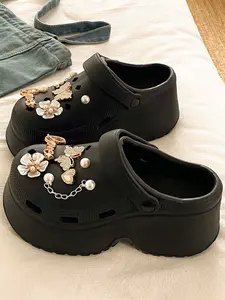 2026 New Korean Sweet Style Holey Shoes for Women, Eva Outdoor Beach Sandals, Summer Slippers, Comfortable Thick Sole, Fashionable Heel Boost, Versatile Garden Shoes