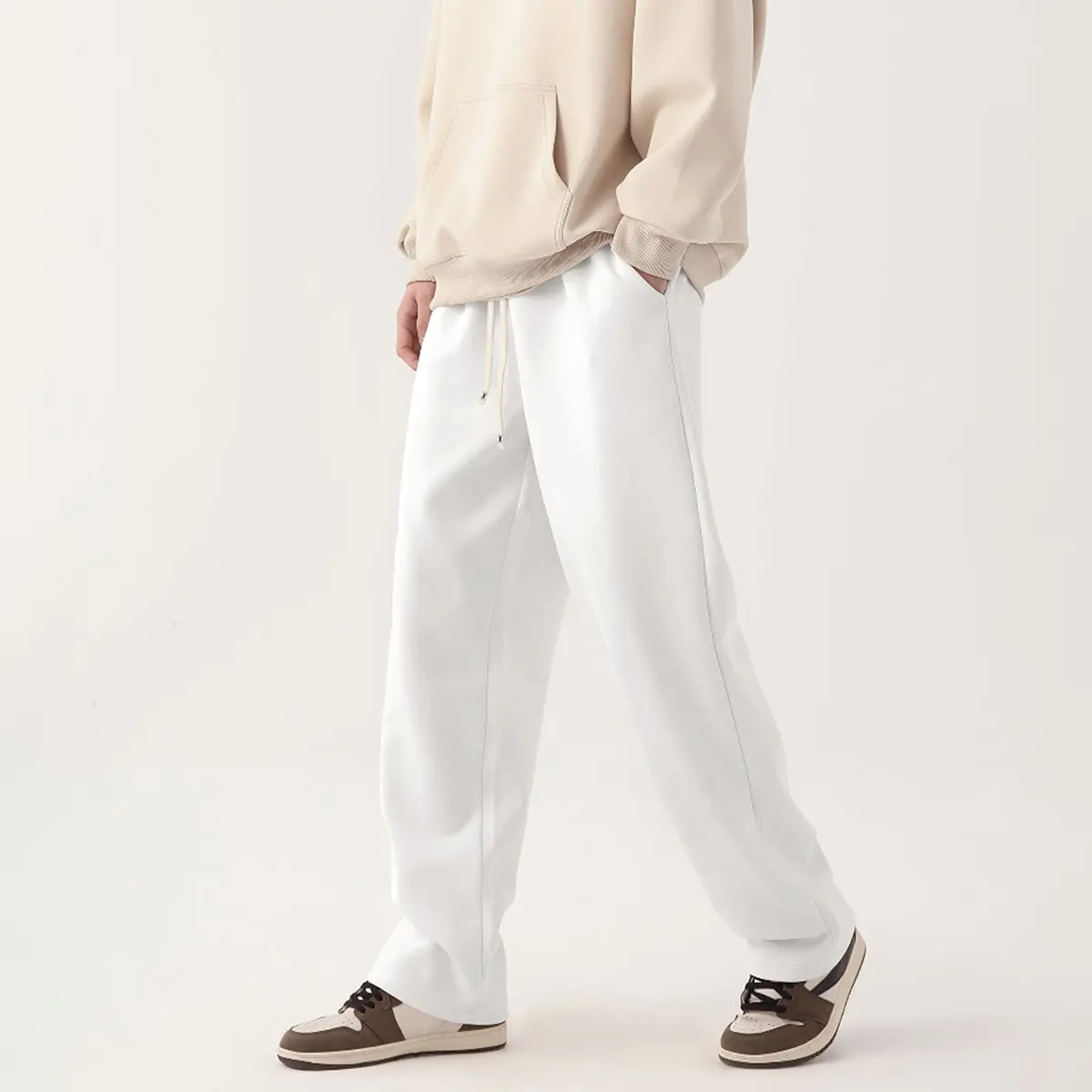 Men's White Loose-Fitting Sweatpants - Trendy TikTok Trend & Streetwear Item - Casual Long Pants for Everyday Wear - Great Christmas Gift Idea - Stylish & Comfortable