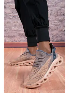 Plus Size Men's White Gray Blue Flyknit Casual Shoes, Hollow Mesh Breathable, for Daily Commute & Casual Wear